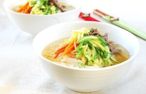 샘표 잔치국수(컵),샘표, 잔치국수,куксу,локшина,суп швидкого приготування, суп з анчоусами, суп зі смаком анчоусів,семпіо,sempio,noodles,korean noodles,anchovy soup,суп быстрого приготовления, корейская лапша, лапша куксу, куксу, купить корейскую лапшу
