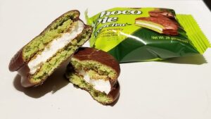 초코파이, Choco Pie Green tea, Choco Pie, Green tea, chocopie, lotte,lotte chocopie, чокопай, чокопай зеленый чай, купить чокопай, лотте,корейские сладости, сладости из кореи, чокопай купить украина, купити чокопай в україні, корейські солодощі