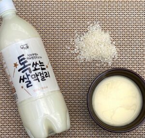 우리술 톡쏘는 쌀막걸리, 우리술, 톡쏘는 쌀막걸리, 막걸리, 쌀막걸리, макколі, напій макколі, рисова брага, рисовій напій, рисовий напий макколі, купити макколі, класичний маколі,   makgeolli, макколли, макколи, макколи купить в украине, напиток из риса
