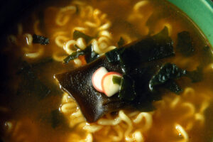 ramen neoguri,рамен с морепродуктами,рамен neoguri среднеострый,neoguri mild, 너구리 순한맛, Neoguri nongshim, 너구리, 순한맛, Neoguri, nongshim, купить рамен с морепродуктами, среднеострый рамен, неогури, ногури, рамьон, купити рамьон, середньогострий рамьон, рамьон з морепродуктами