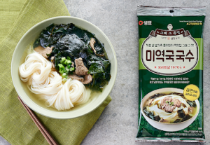 미역국수, 샘표, 미역국수 샘표, 미역,국수, миек кук,суп миек кук,суп с водорослями миек,купить миек кук в киеве, мійок, мійок кук, суп з локшиною, корейський суп, суп з подоростями, морські водорості, крейська страва, купити суп мійок кук,noodles, noodle soup. seaweed soup, seaweed noodles, sempio